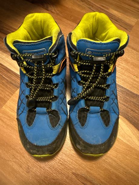 Turisticke topanky, alpine pro,33