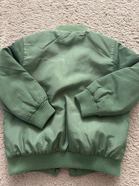 Prechodná štýlová bunda, 110