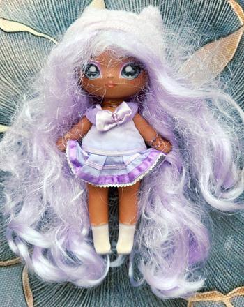 Bábika na na na surprise lavender kitty, 