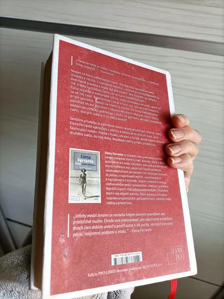 Kniha geniálna priateľka, 