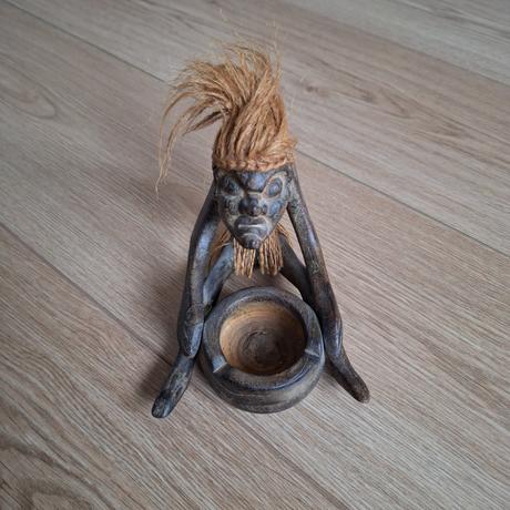 Dekorácia trpaslík z mahakamu, 