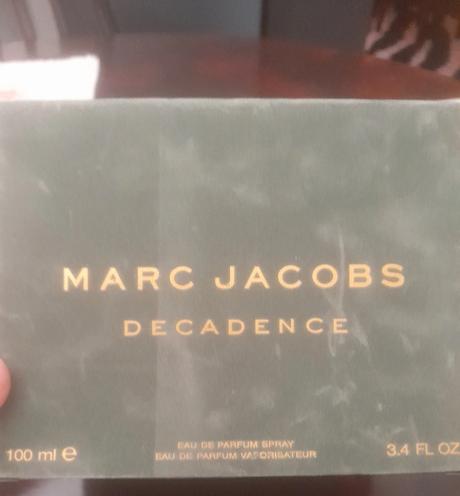 Marc jacobs decadence 100ml edp,