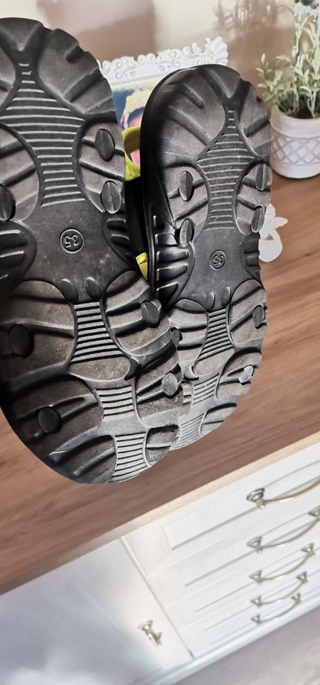 Min. nosené sandálky, lotto,35