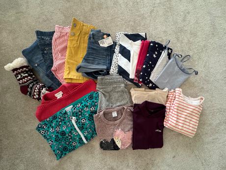 Mix oblečenia, 122–134