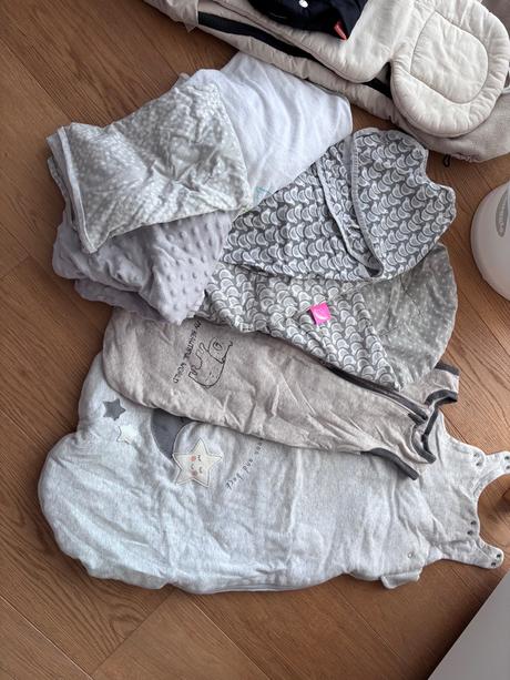 Vanička na kúpanie + fusak + doplnky na spanie, mothercare