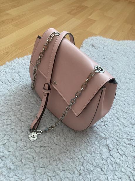 Crossbody kabelka nica,