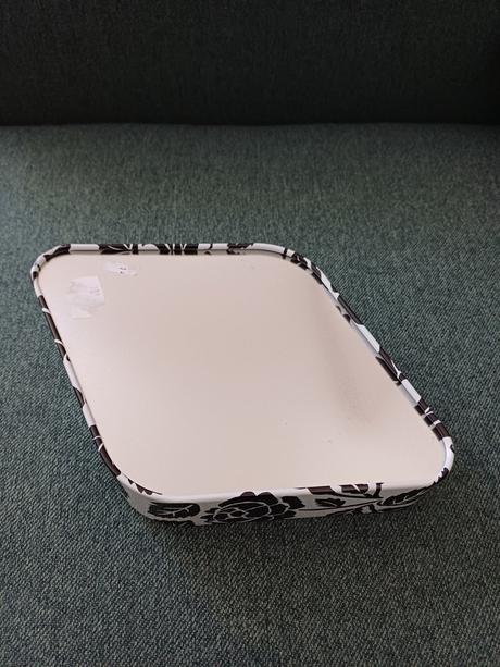 Plechová krabička, 