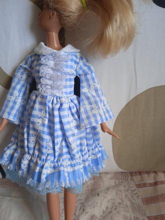 Šaty babika barbie,