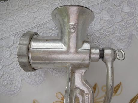 Mlynček na maso-made in čechoslovákia---5, 