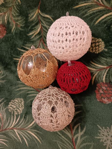 Vianočné háčkované gule, 