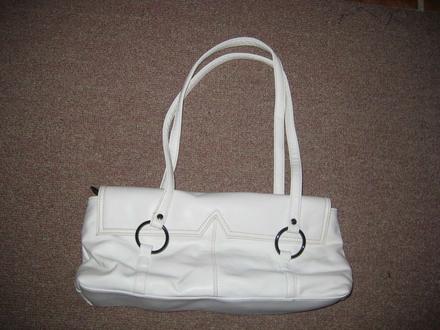 Elegantná kabelka smotanovej farby - cena s pošt., 