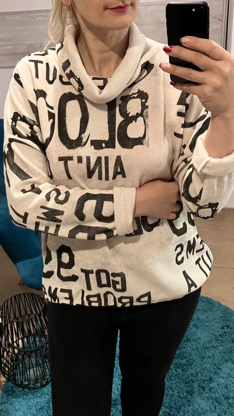 Dámska mikina s rolákom a nápismi (uni), l / m / s