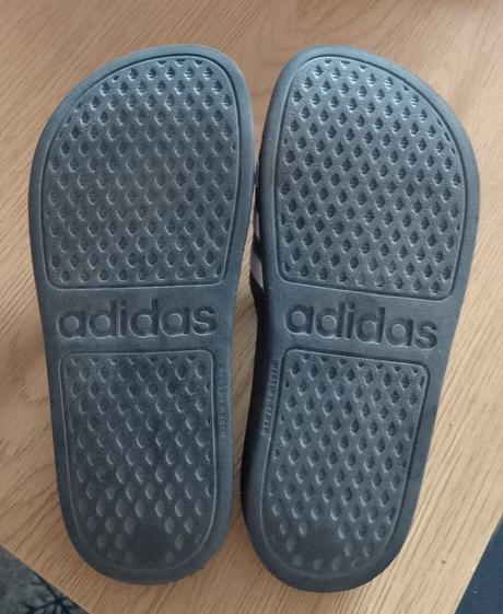 Šľapky, adidas,31