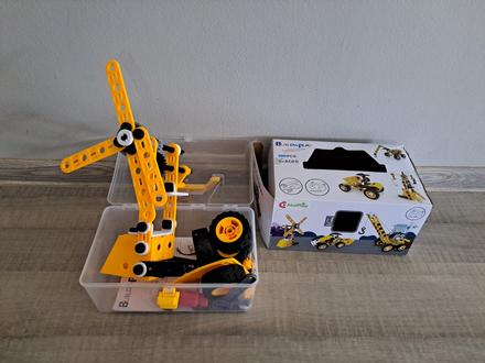Stavebnica build and play,