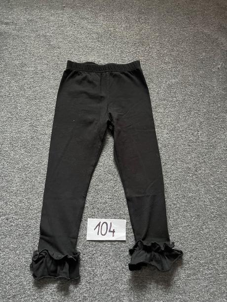 Leginy s volanom, sinsay,104