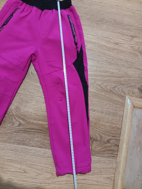 Softshelove nohavice, 122