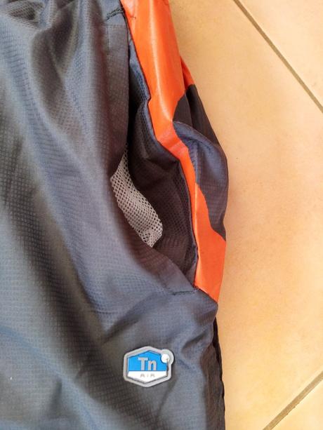 Športové kratasy zn. nike, nike,l