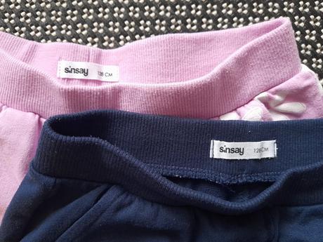 2x tepláky, sinsay,128