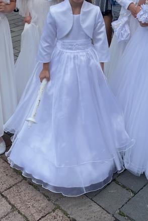 Šaty na prvé sväté prijímanie, 134