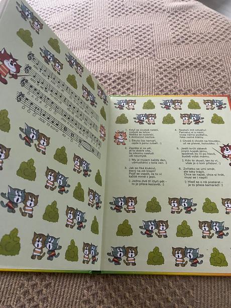 Krásna kniha byla jednou koťata ljuba štíplová,