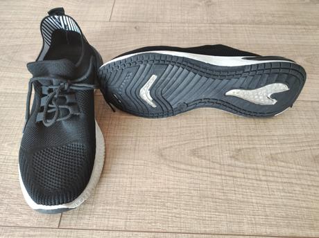 Chlapčenské, pánske športové topánky, 41