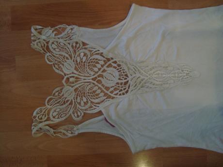 Tricko s cipkou - definitions, 36