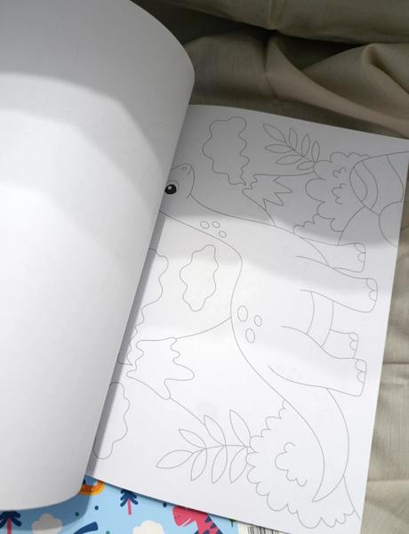 Dinosaurus vymaľovánka, 