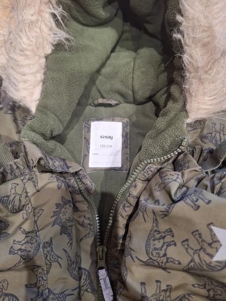 Overal na zimu, sinsay,122