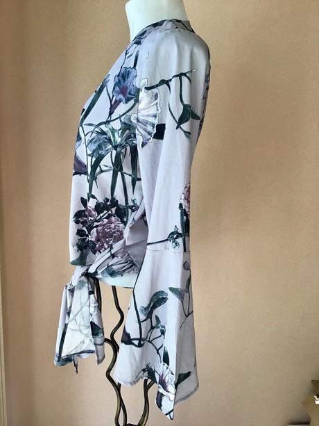 Zavinovacia blúzka /64, 38 / m