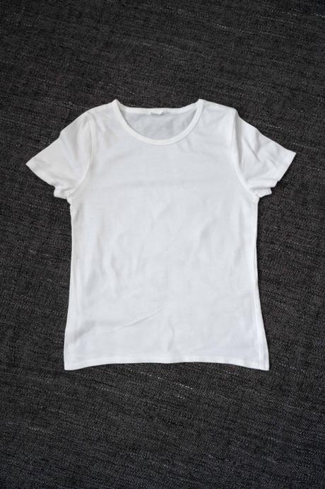 2 x bavlnené tričká krátky rukáv v.116 a 122, 116