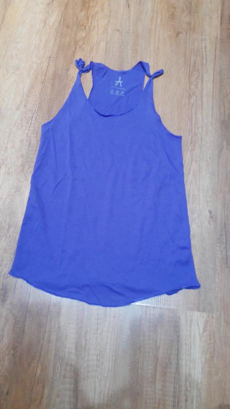 Dievčenské tielko, 158