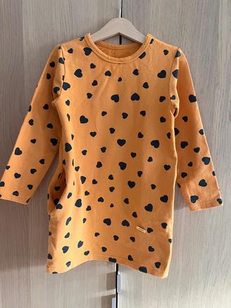 Šaty s dlhým rukávom, 116