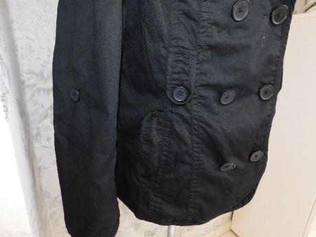 Luxusny damsky trenčovy plašt s roll-up rukavom, 40