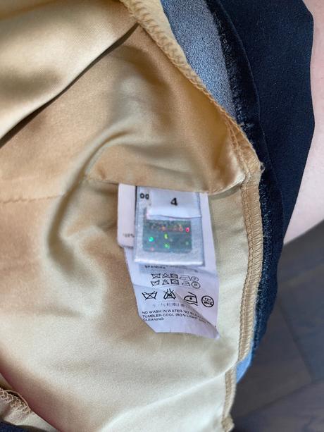 Dolce gabbana šaty, 104