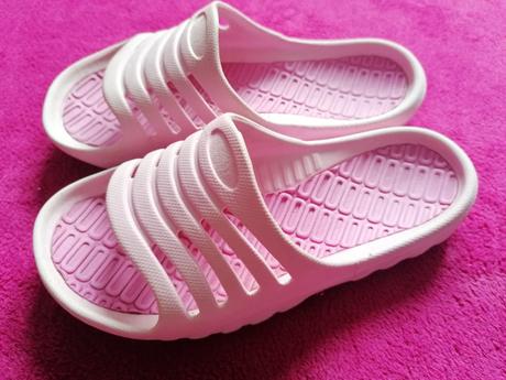 Mäkké šľapky, 33