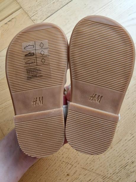 H&m sandále s nášivkou, h&m,18 / 19