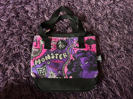 Kabelka monster high, 