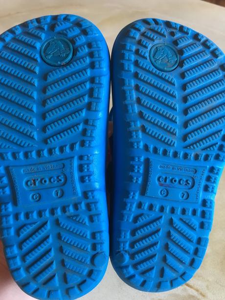 Modre crocsy (flip-flop), crocs,24
