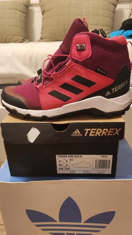Zimna obuv goratex, adidas,35