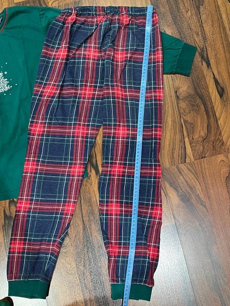 Pyzamo slovenka 146, slovenka,146