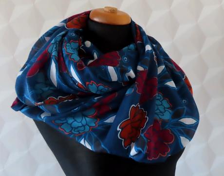 Esprit šatka - tunel, esprit