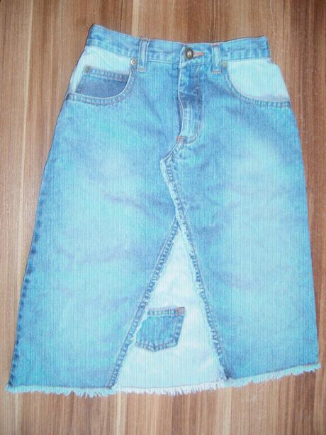 Riflová sukňa, 122