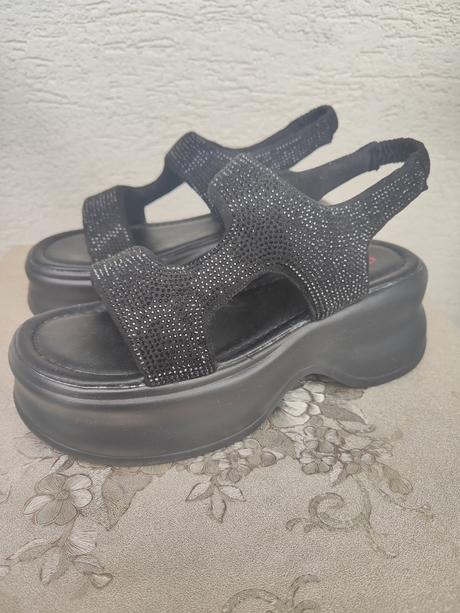 Sandále, 39