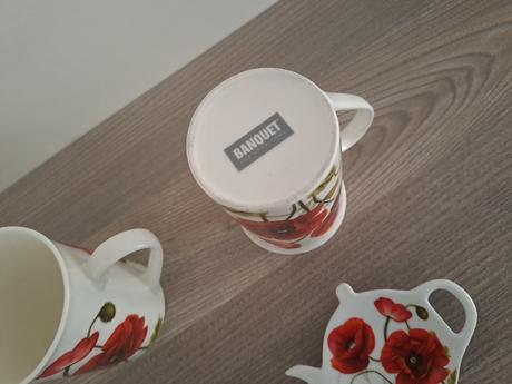 Šálka poppies 2 ks s podšálkou, 