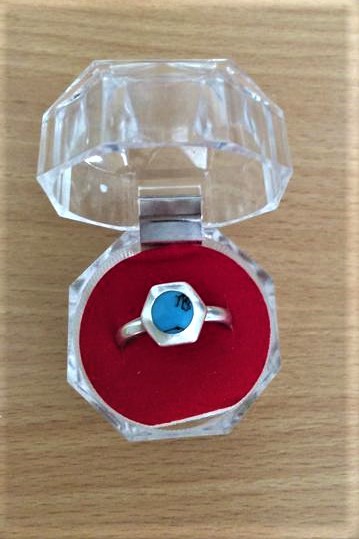 Strieborný prsteň s tyrkenitom,