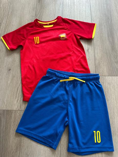 Športový futbalový dres espaňa h&m 122/128, 122