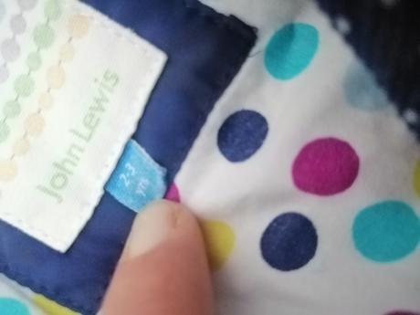 Dievčenská bunda, 98