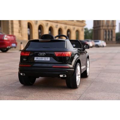 Elektrické autíčko audi q7 new, čierne lakované, e,