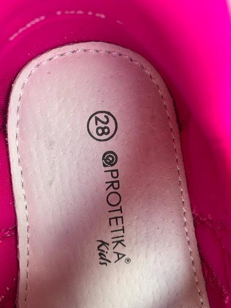 Sandale protetika nové, 28