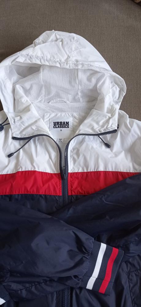 Bunda šuštiakova, s